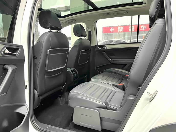 Volkswagen Touran L 2021 2021款 途安L 280TSI DSG拓界版 7座