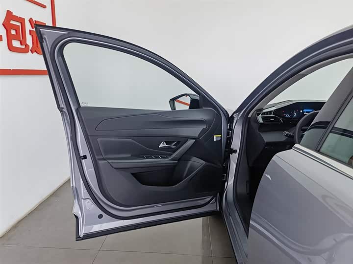 Peugeot 408X 2023 2023款 引力版