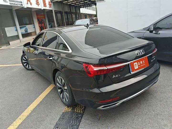 Zdjęcie 9 - Audi A6L