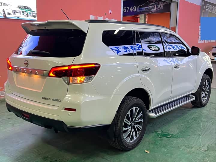 Nissan Terra 2020 2020款 2.5L XV 4WD 自动四驱旗舰版