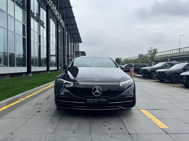 Photo 3 - Mercedes-Benz EQS