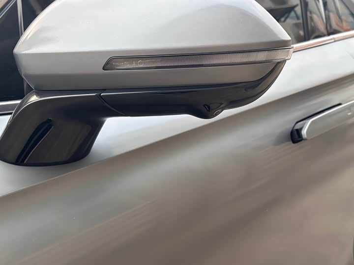 Chery Tiggo 8L 2024 2024款 2.0T 两驱尊贵版 5座