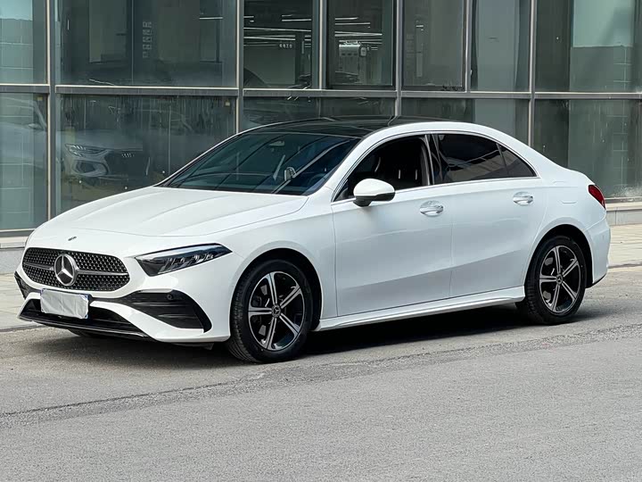 Фото 2 - Mercedes-Benz A-Class