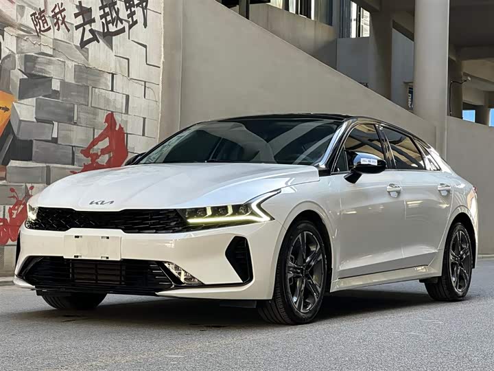 Zdjęcie 1 - Kia K5