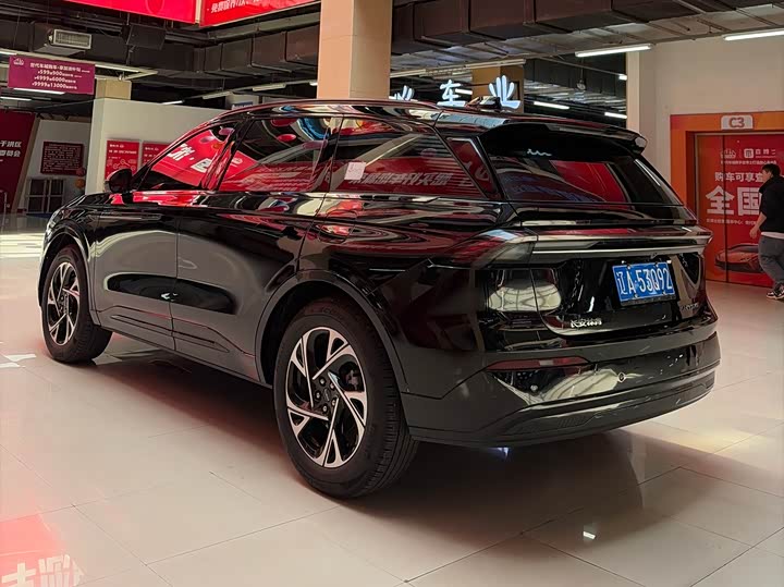 Lincoln Nautilus 2025 2025款 2.0T 四驱尊逸混动版
