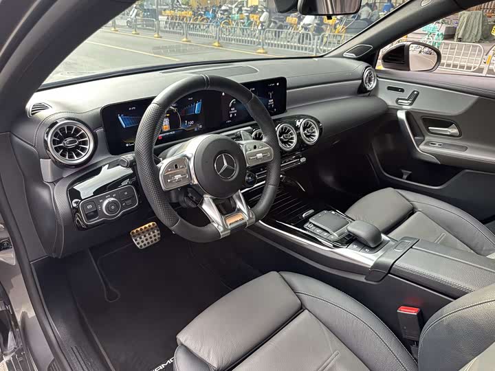 Фото 4 - Mercedes-Benz A-Class AMG