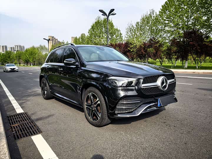Фото 3 - Mercedes-Benz GLE-Class