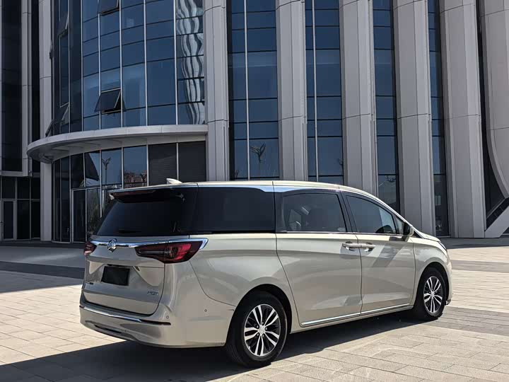 Zdjęcie 4 - Buick GL8 ES
