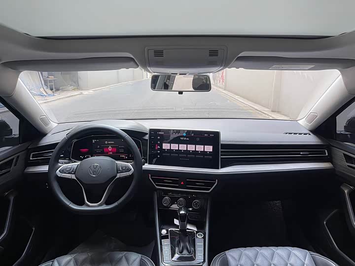 Фото 5 - Volkswagen Sagitar L