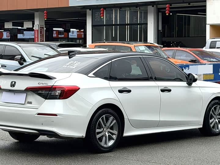 صورة 9 - Honda Civic
