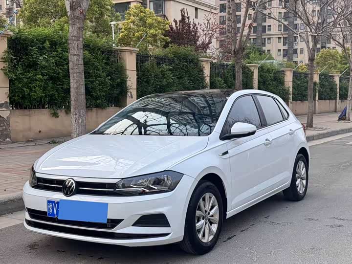 صورة 1 - Volkswagen Polo