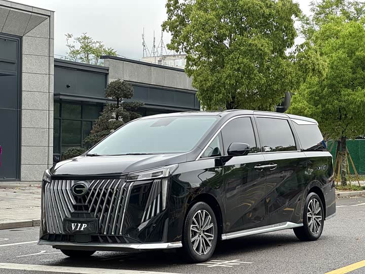 GAC Trumpchi M8 2024 2024款 大师系列 400T 尊贵版