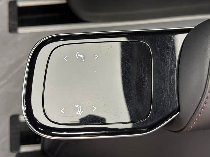GAC Trumpchi M8 2024 2024款 大师系列 400T 尊贵版