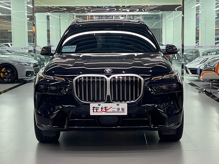 Zdjęcie 2 - BMW X7