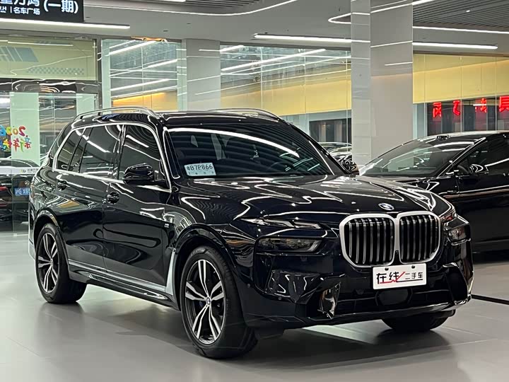 Zdjęcie 3 - BMW X7