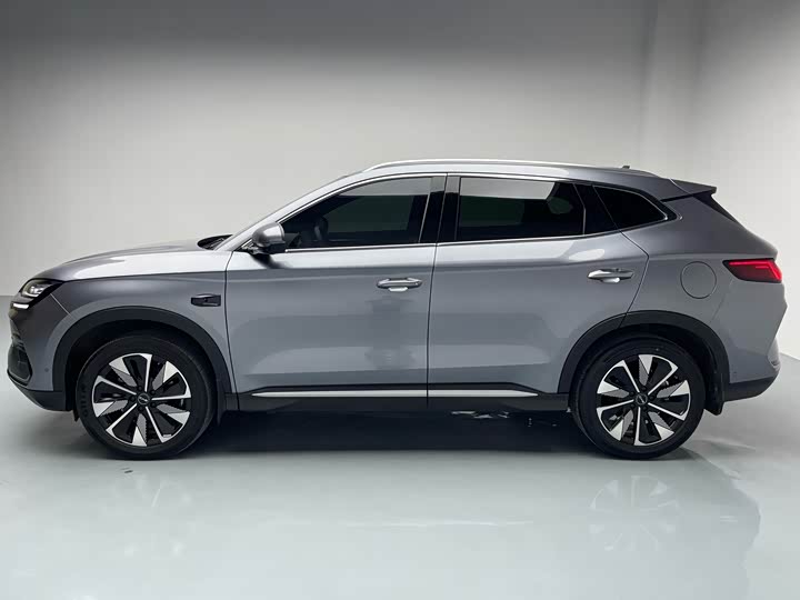 2025 BYD Song Plus Hybrid/EV