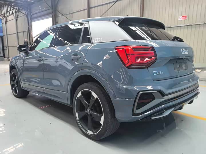 Zdjęcie 4 - Audi Q2L
