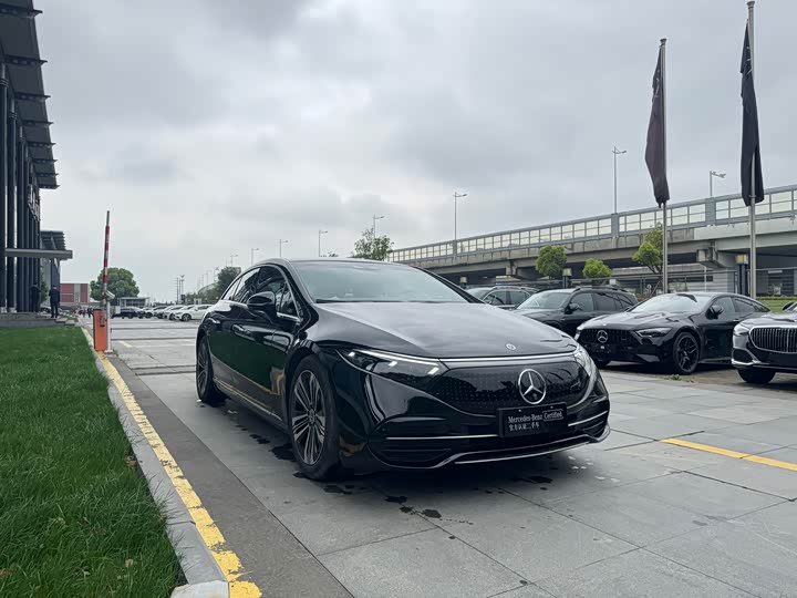 2023 Mercedes-Benz EQS