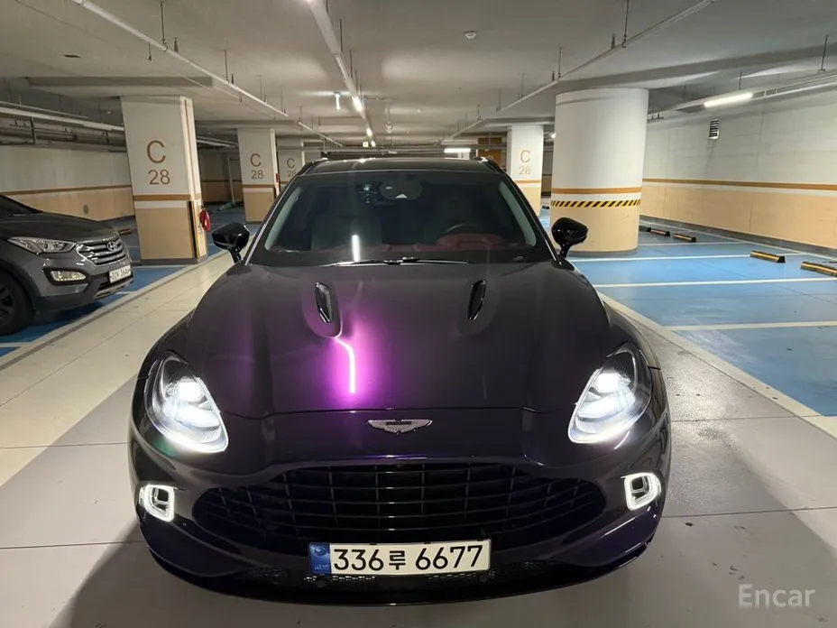 Aston Martin DBX 2020 4.0 V8