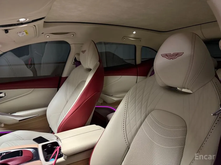 Aston Martin DBX 2020 4.0 V8