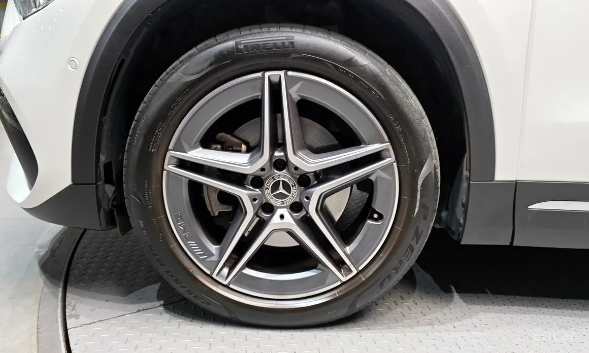 Фото 5 - Mercedes-Benz GLA-Class