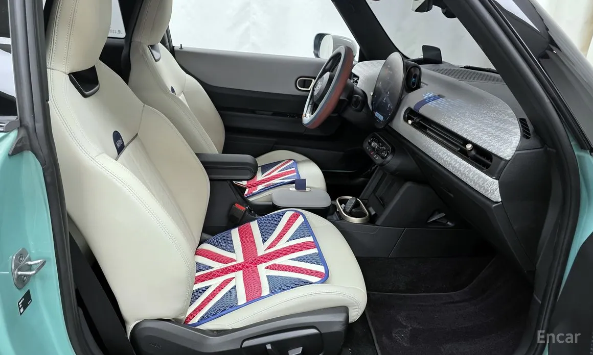 Mini Cooper 2024 Favoured