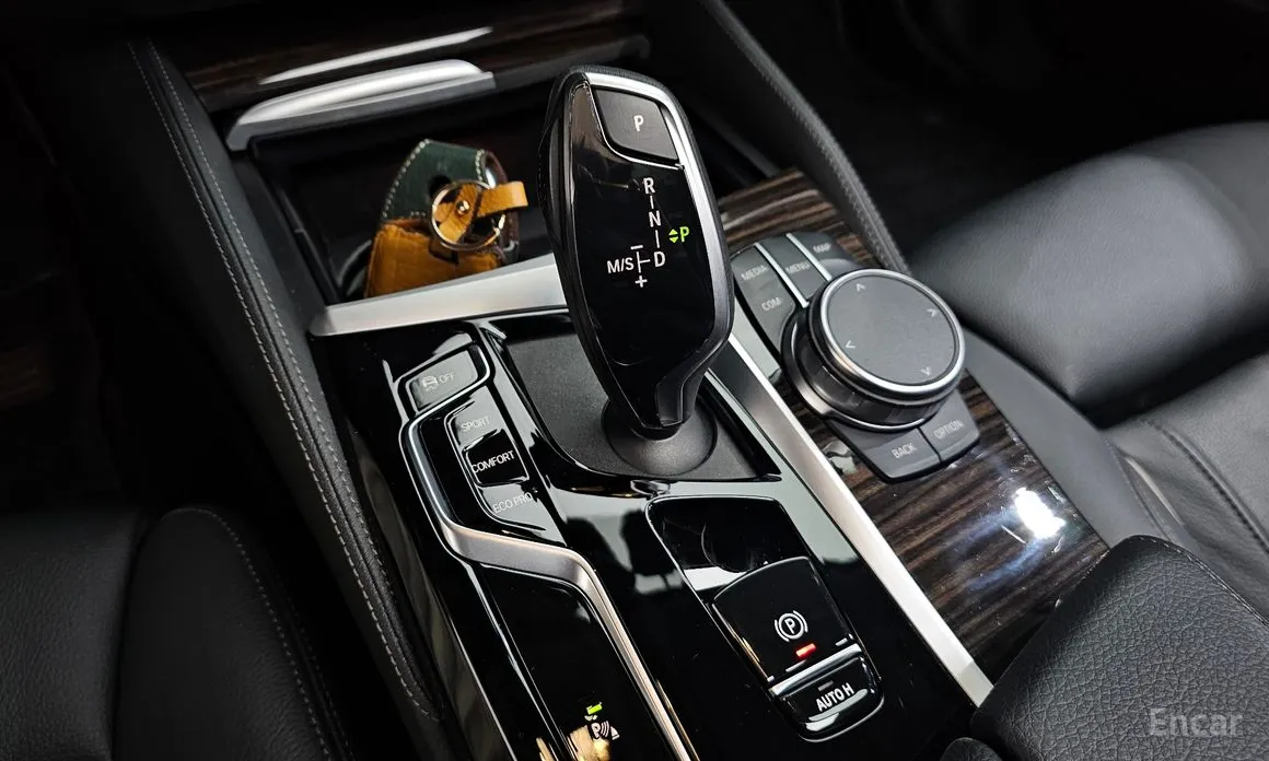 Фото 9 - BMW 5 Series