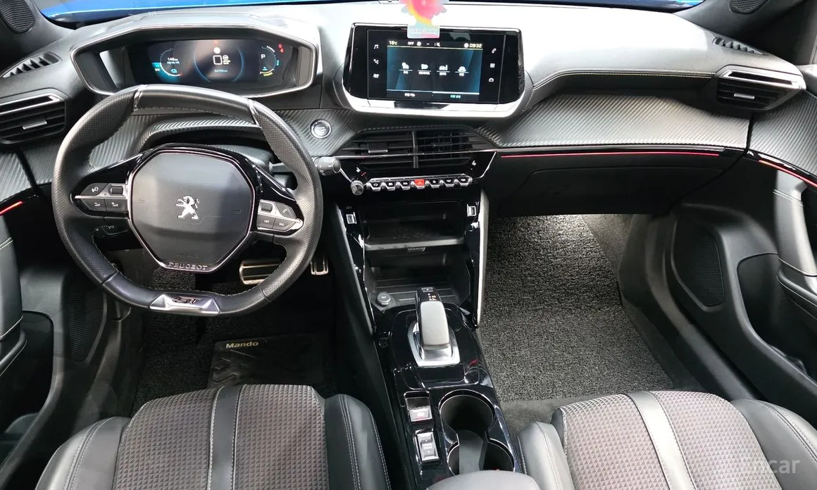 Peugeot 2008 2020 EV GT