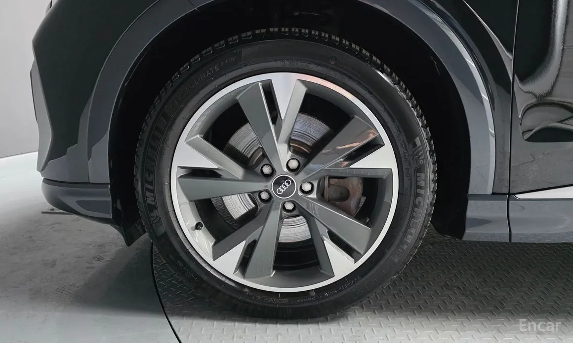 2022 Audi Q4 e-tron