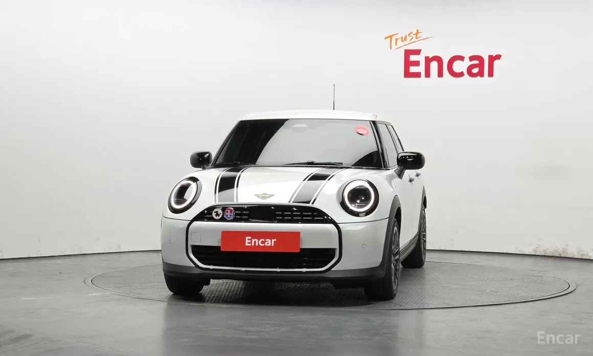 Photo 3 - Mini Cooper