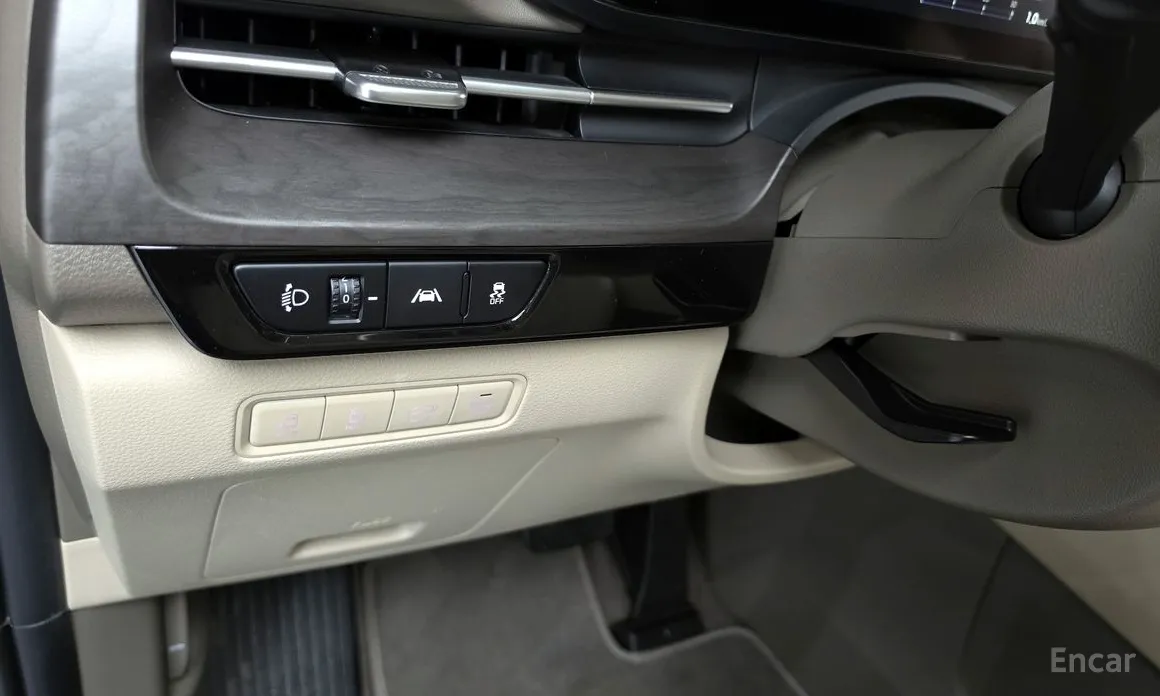 Фото 15 - Kia Carnival