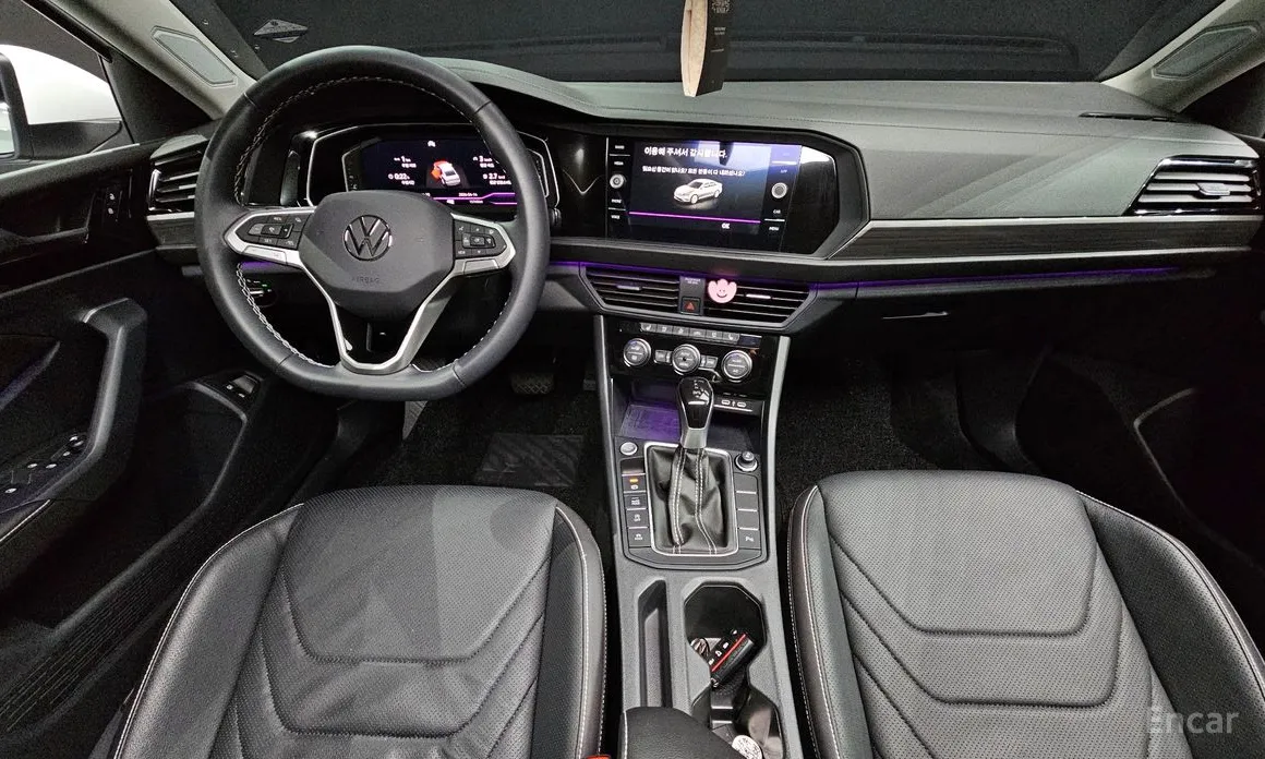 Photo 7 - Volkswagen Jetta