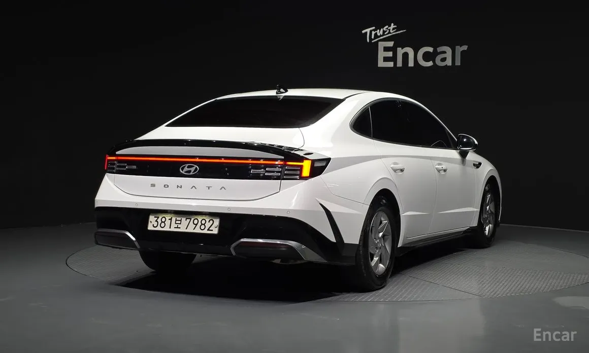 Hyundai Sonata 2023 2.0 LPG(Rent)