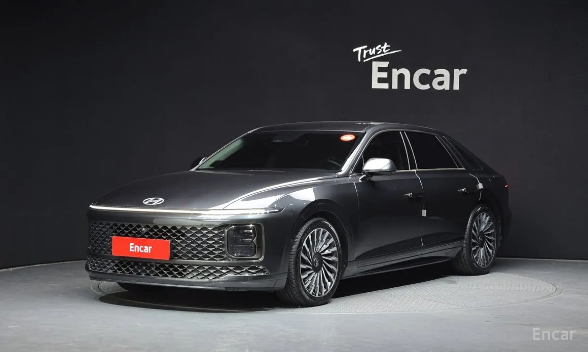 Photo 1 - Hyundai Grandeur