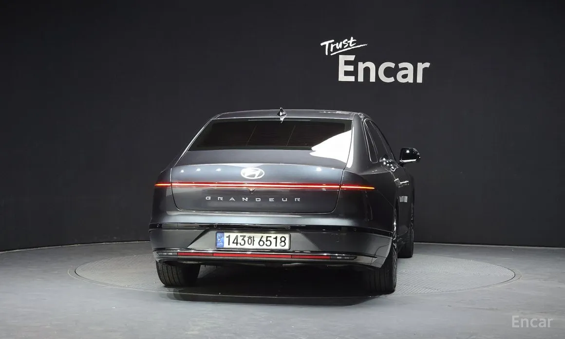 Photo 4 - Hyundai Grandeur