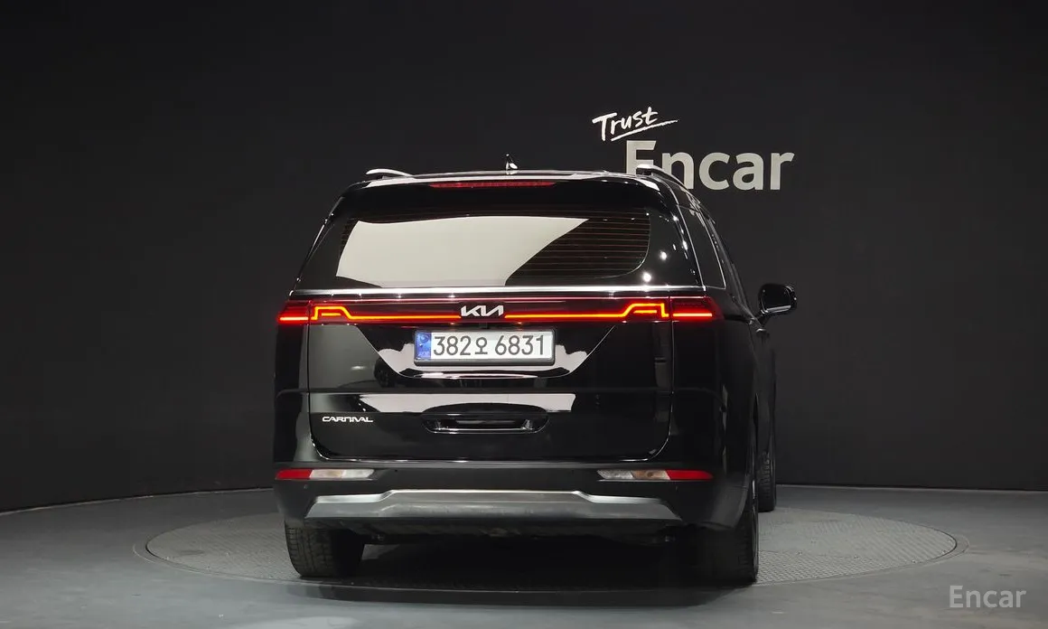 Zdjęcie 4 - Kia Carnival