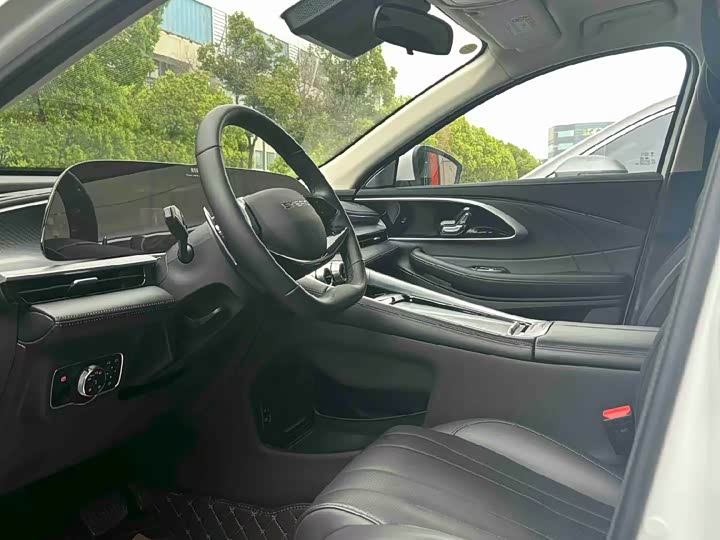 2025 Exeed TXL