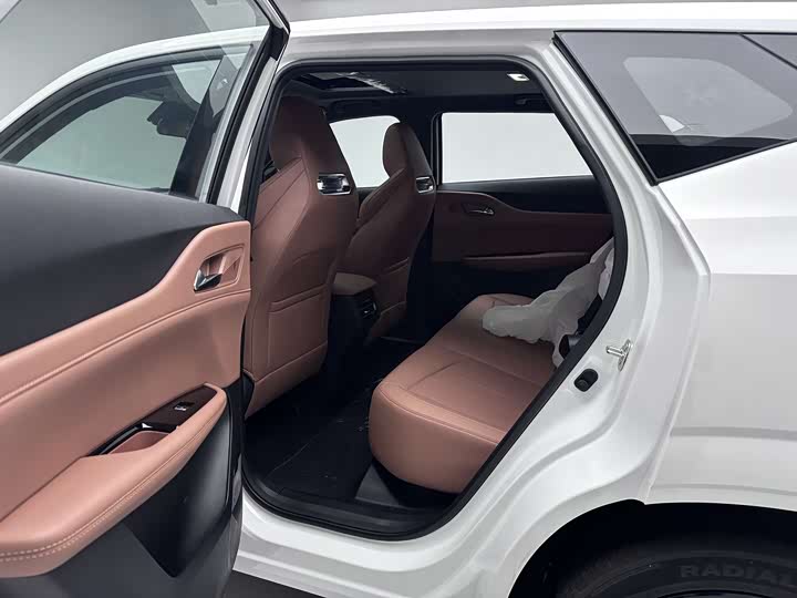 Changan UNI-Z Hybrid 2024 2024款 蓝鲸智电iDD 125km 领先型