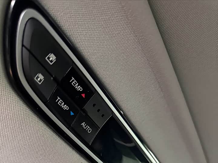 GAC Trumpchi M8 2021 2021款 领秀系列 390T 至尊版