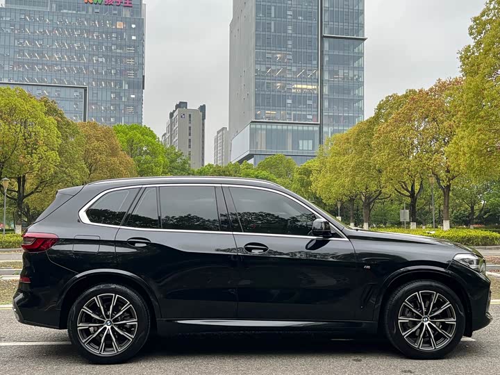 Zdjęcie 4 - BMW X5