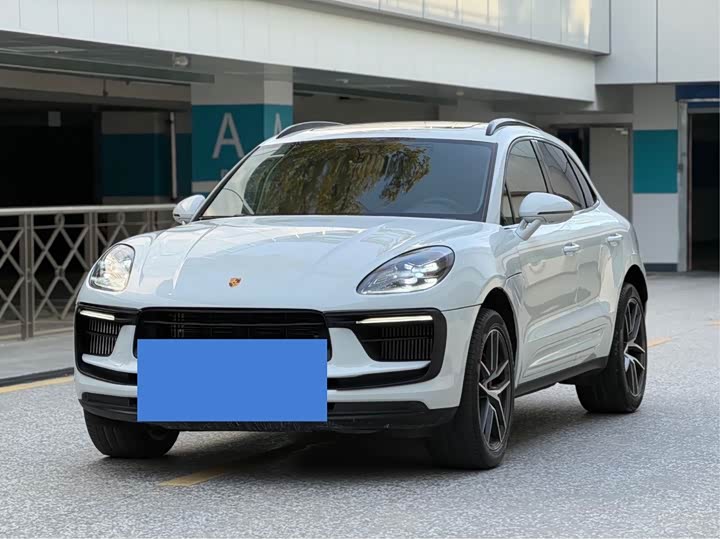 Photo 1 - Porsche Macan