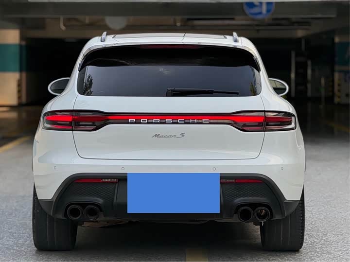 Photo 8 - Porsche Macan