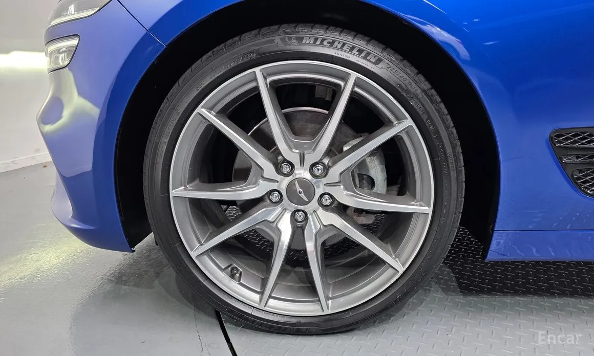 Genesis G70 2020 Gasoline 2.0T 4WD