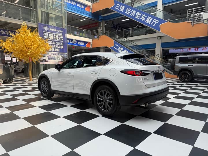 Mazda CX-4 2021 2021款 2.0L 自动两驱蓝天探索版