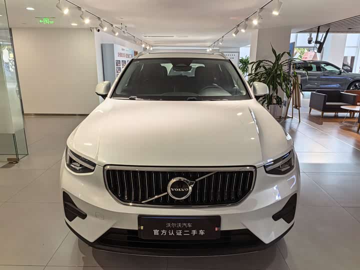 Volvo XC40 2025 2025款 B4 四驱智远豪华版