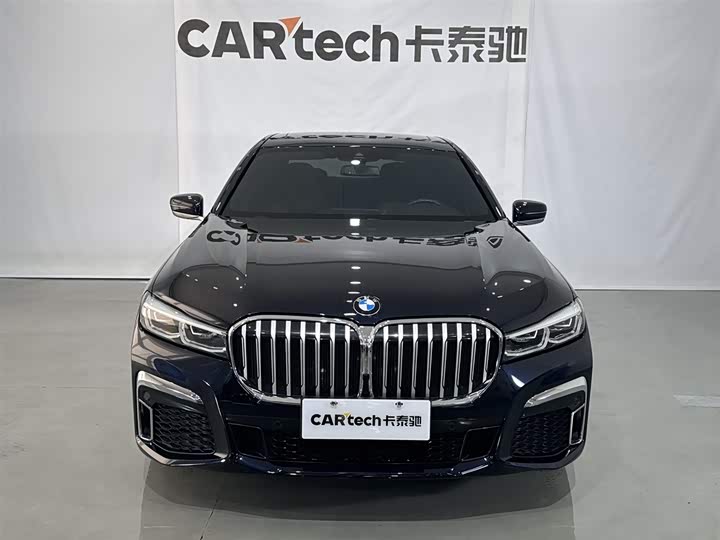 Фото 2 - BMW 7 Series