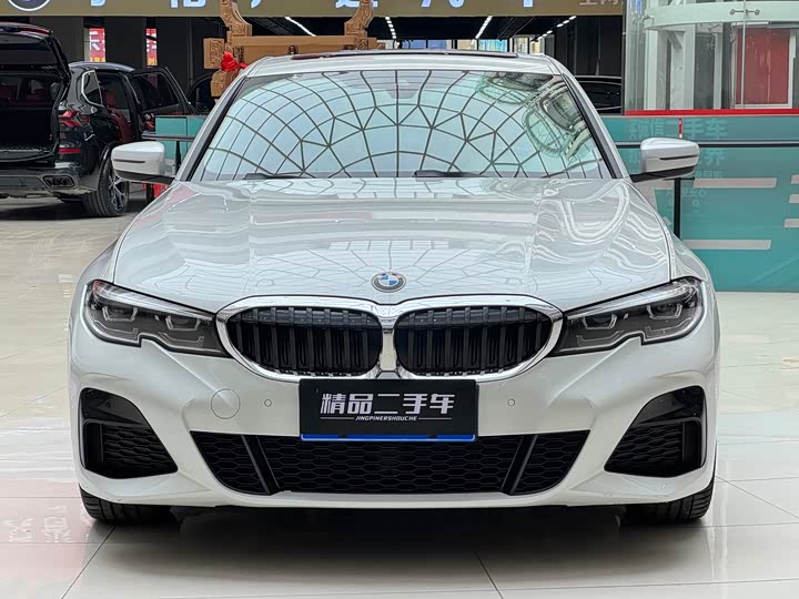 Zdjęcie 2 - BMW 3 Series