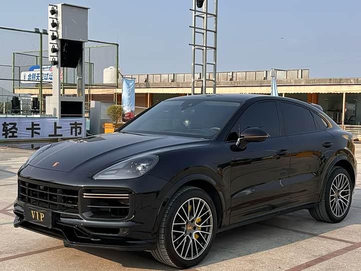 Фото 1 - Porsche Cayenne