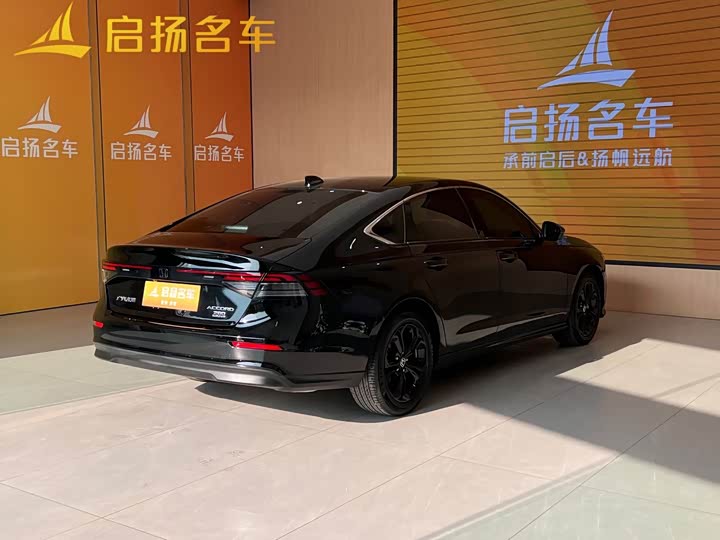 Photo 8 - Honda Accord