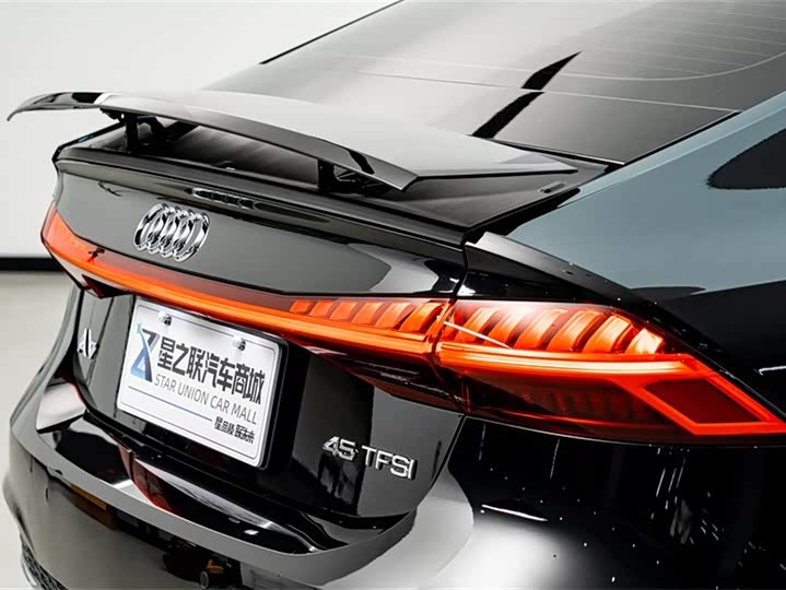 Audi A7 2025 2025款 45 TFSI 臻选型